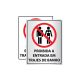 Placa Proibida a Entrada em Trajes de Banho