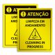 Placa Limpeza em Andamento - Bilingue